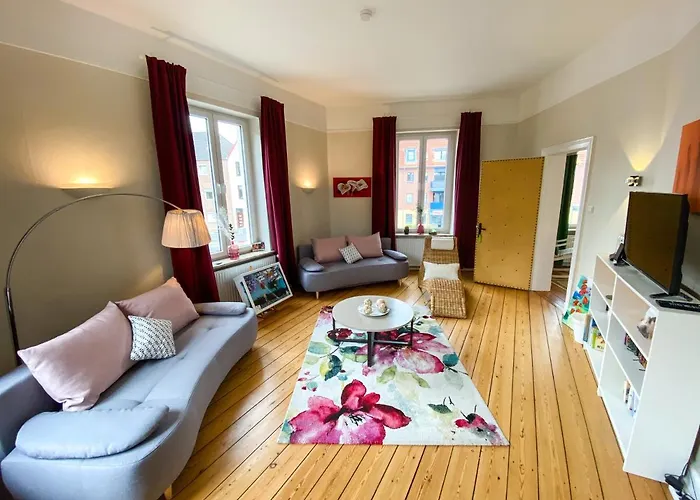 VILLA HanseART Lübeck - Privatzimmer in zentraler Lage